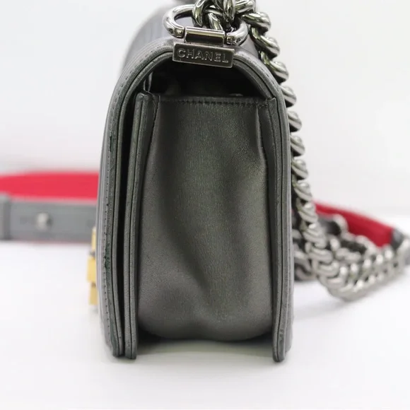 CHANEL‎ Rare Metallic Silver Cube Embossed Small Boy Bag, Silver Hardware 2014 - Picture 8 of 17